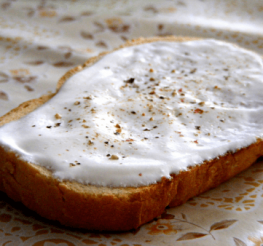 Difference between Sour Cream and Cream Cheese