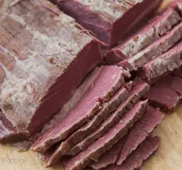 Difference between Corned Beef and Pastrami