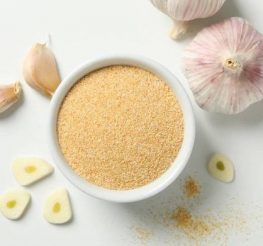 Difference Between Garlic Powder and Garlic Salt