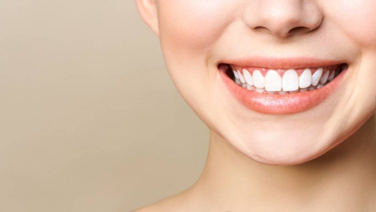 Difference Between Cosmetic Dentistry and Orthodontics
