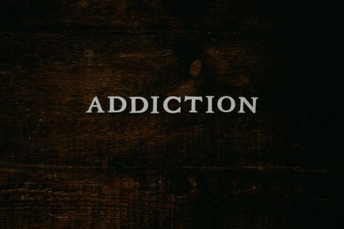 Difference Between an Alcohol Addiction & a Drug Addiction Therapy