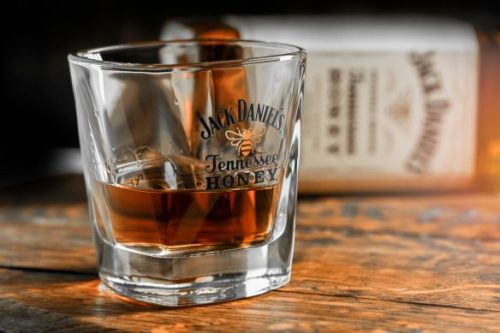 Difference Between Jack Daniels and Bourbon