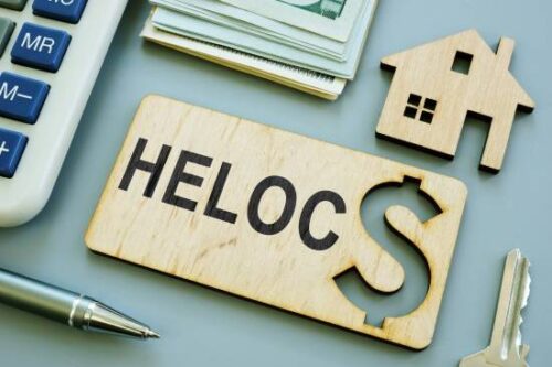 Difference Between HELOC and Personal LOC
