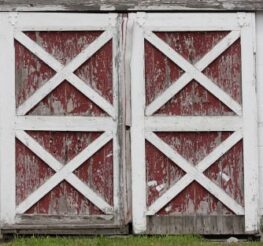 Difference Between Materials in Hidden Barn Doors