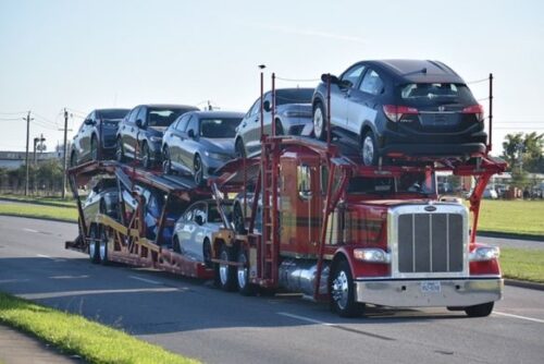 Difference between Domestic and International Car Shipping
